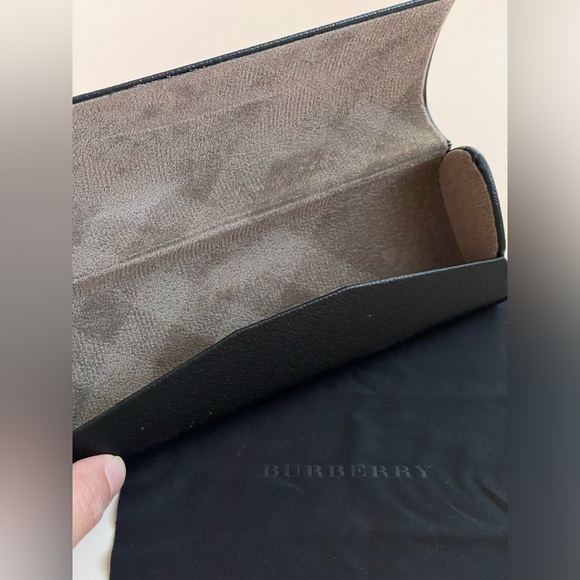 Burberry Glasses & Case - Picture 7 of 7